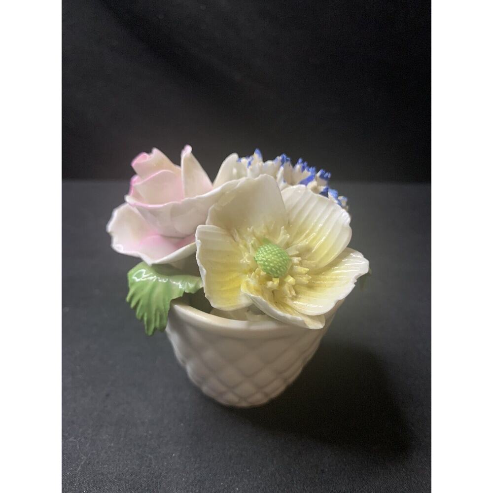VTG 1950’s Porcelain Radnor 3” Bone China Floral Vase (Staffordshire England)